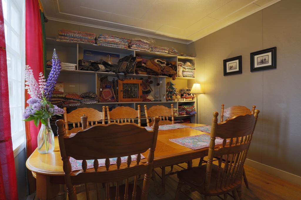 Meems Elliston B&B Exteriör bild