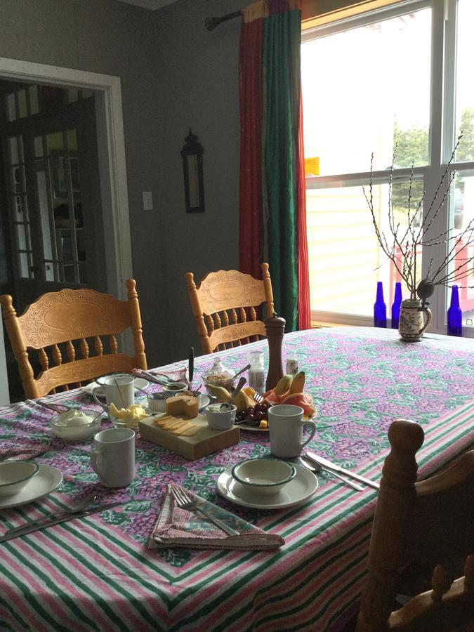 Meems Elliston B&B Exteriör bild