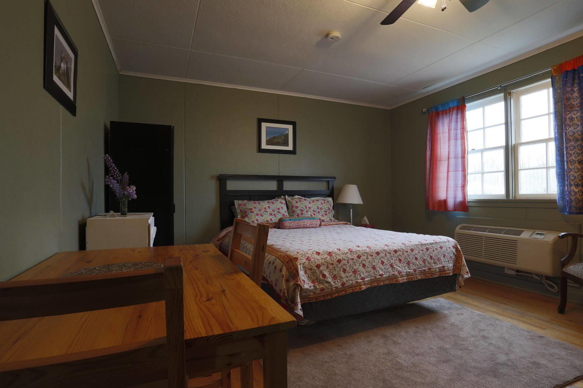 Meems Elliston B&B Exteriör bild